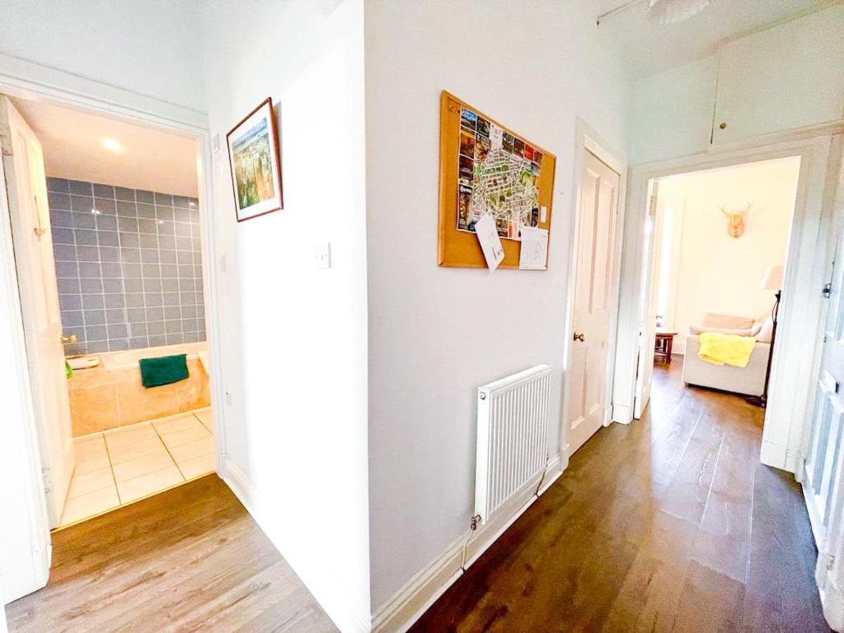 Open Plan 2 Bed Apt, Near Edinburgh Castle Apartamento Exterior foto